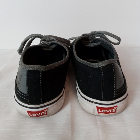 Levi's women's sneakers Sz 9 - Picture 6 of 7